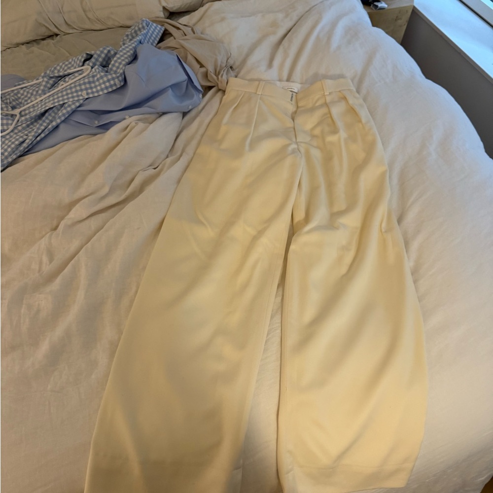 WARDROBE.NYC Cream Low-Rise Wool Trousers - Picture 5 of 8